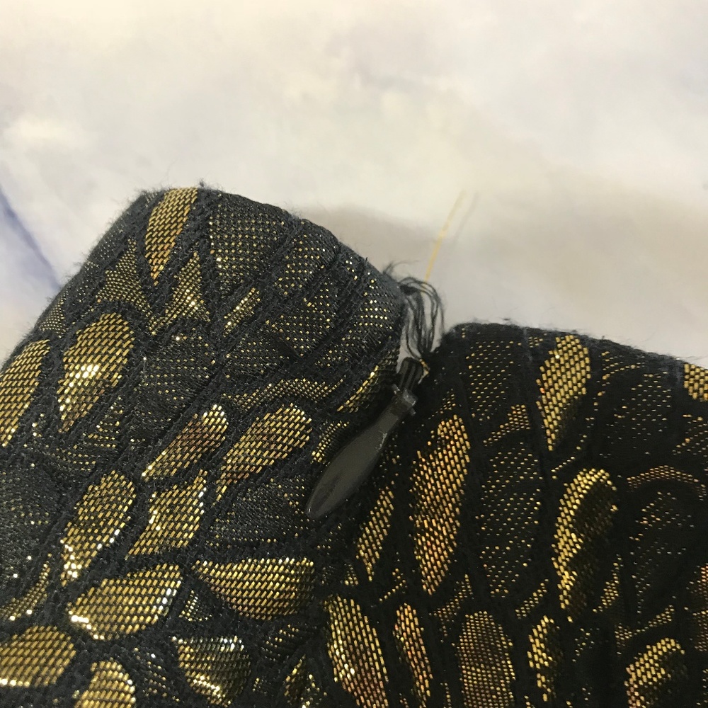 Lane Bryant Gold Lamé Floral Burst Jacquard Skirt - Picture 8 of 8